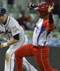 Serie del caribe dia6 Cuba vs Venezuela17